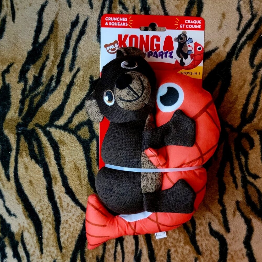 Kong Dog Pull Aparts Bear Fish Crunches Squeaks New!
